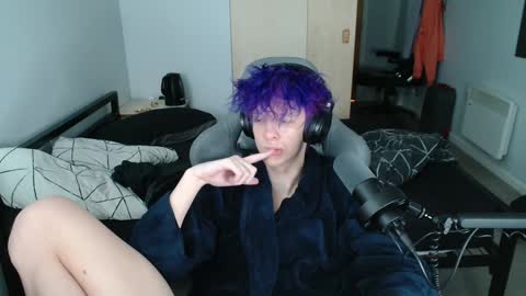 Snapshot of polarny05 chatting on 01/16/25, 06:27 Polarny online show from 01/16/25, 06:27