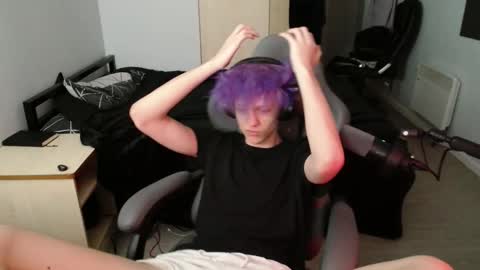 Snapshot of polarny05 chatting on 02/11/25, 05:50 Polarny online show from 02/11/25, 05:50