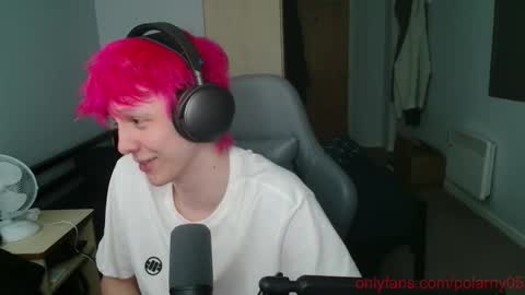 Snapshot of polarny05 chatting on 10/10/25, 07:24 Polarny online show from 10/10/25, 07:24