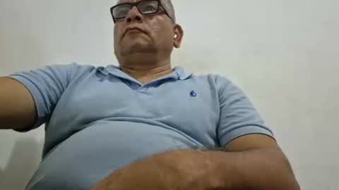 Snapshot of poli475 chatting on 02/09/25, 01:11 poli online show from 02/09/25, 01:11
