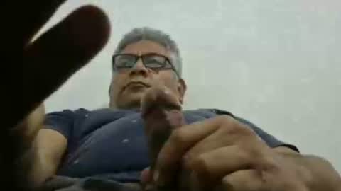 poli online show from 11/20/25, 02:56