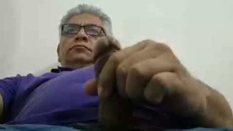 poli online show from 11/25/25, 04:01