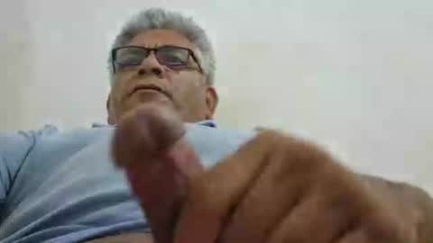 Snapshot of poli475 chatting on 03/19/26, 02:37 poli online show from 03/19/26, 02:37