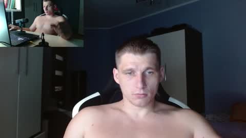 Snapshot of poliglotjoe chatting on 09/15/25, 01:16 Poliglot online show from 09/15/25, 01:16