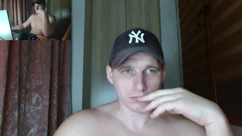 Snapshot of poliglotjoe2 chatting on 03/27/26, 01:33 Poliglotjoe2 online show from 03/27/26, 01:33