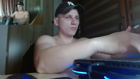 Snapshot of poliglotjoe2 chatting on 04/07/26, 06:08 Poliglotjoe2 online show from 04/07/26, 06:08