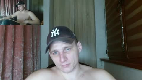 Snapshot of poliglotjoe2 chatting on 04/17/26, 06:33 Poliglotjoe2 online show from 04/17/26, 06:33