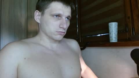 Snapshot of poliglotjoe2 chatting on 05/19/26, 03:13 Poliglotjoe2 online show from 05/19/26, 03:13