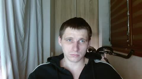 Snapshot of poliglotjoe2 chatting on 05/30/26, 12:02 Poliglotjoe2 online show from 05/30/26, 12:02