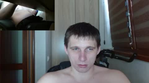 Snapshot of poliglotjoe2 chatting on 06/12/26, 01:43 Poliglotjoe2 online show from 06/12/26, 01:43