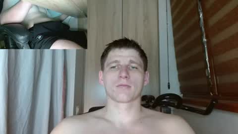 Poliglotjoe2 online show from 06/25/26, 12:32