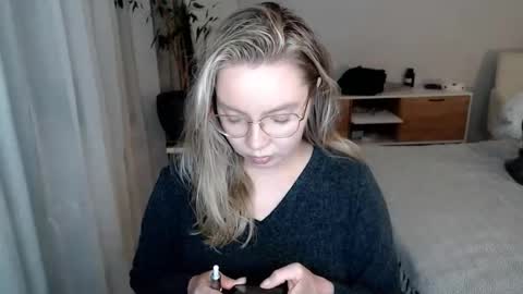 PolinaJones online show from 06/10/26, 06:51