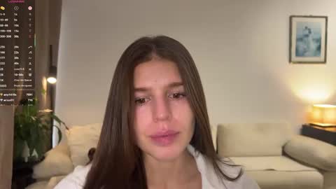 Snapshot of polinalise chatting on 10/21/25, 10:49 Polly Polina online show from 10/21/25, 10:49