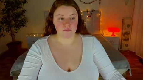 Snapshot of polinasallivan chatting on 01/07/26, 06:10 Polina online show from 01/07/26, 06:10