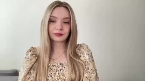 Snapshot of polishangel222 chatting on 06/14/26, 11:12 polishangel222 online show from 06/14/26, 11:12