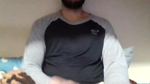 pollaa_19 online show from 07/05/26, 10:17