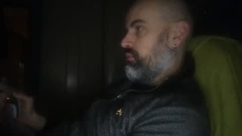 Snapshot of pollito1985 chatting on 11/16/25, 08:31 DIEGO O DIEGUITO online show from 11/16/25, 08:31