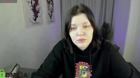 Polly online show from 11/10/25, 01:15