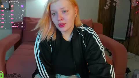 Polly online show from 06/20/26, 01:19