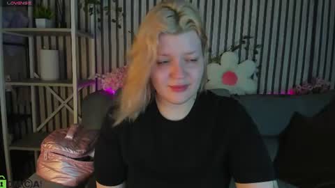 Polly online show from 06/29/26, 01:12