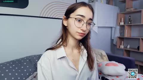 Polly online show from 10/25/25, 06:21