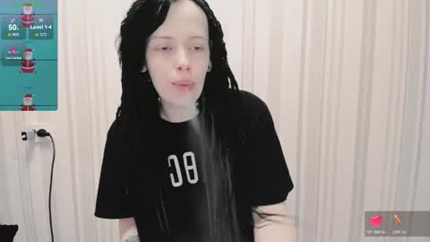 Polly online show from 10/24/25, 10:44