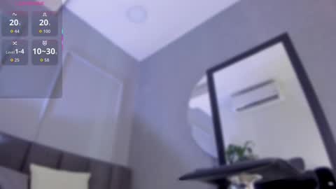 Snapshot of pollybabe_ chatting on 11/02/25, 10:17 POLLY online show from 11/02/25, 10:17