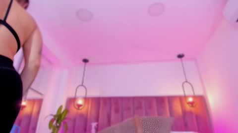 Snapshot of pollybabe_ chatting on 02/20/26, 10:16 POLLY online show from 02/20/26, 10:16