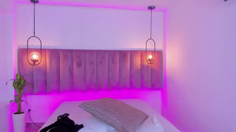 Snapshot of pollybabe_ chatting on 03/21/26, 10:09 POLLY online show from 03/21/26, 10:09