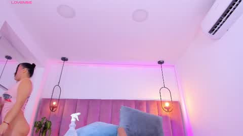 POLLY online show from 06/13/26, 10:35
