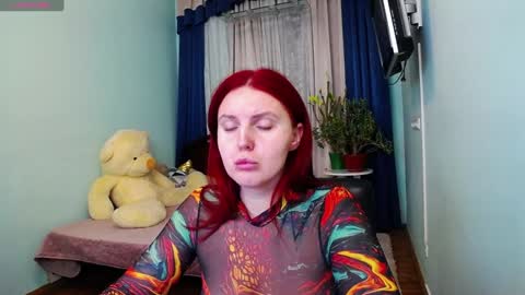 Snapshot of pollygreen chatting on 12/03/24, 07:32 Olivia online show from 12/03/24, 07:32