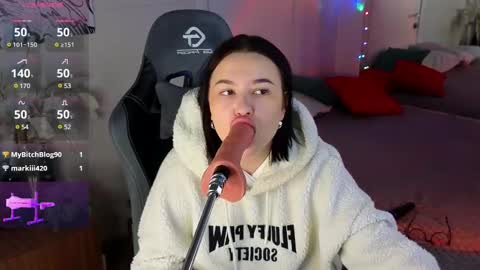 pollyshmidt online show from 12/22/24, 03:55