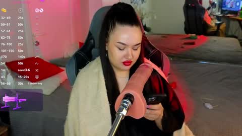 pollyshmidt online show from 01/31/25, 04:27