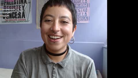 Poly online show from 02/04/25, 08:38