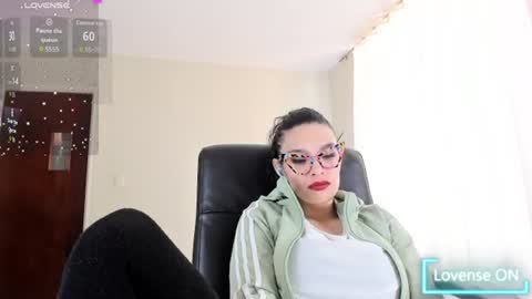 paulina barnett online show from 06/24/26, 04:17
