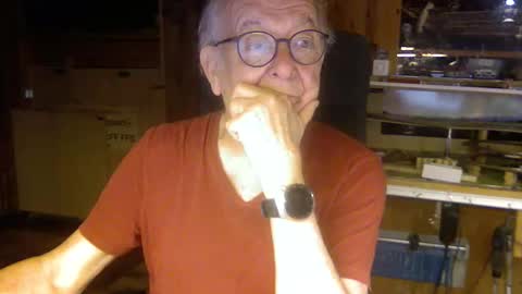 Snapshot of pomme1949 chatting on 10/23/25, 03:00 pomme1949 online show from 10/23/25, 03:00