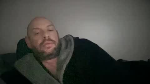 Snapshot of poneloc01 chatting on 11/22/25, 09:36 poneloc01 online show from 11/22/25, 09:36