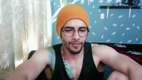 Snapshot of ponzothc chatting on 09/25/25, 08:23 ponzothc online show from 09/25/25, 08:23