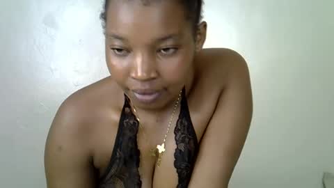 Snapshot of pookie245909 chatting on 05/19/26, 12:33 pookie245909 online show from 05/19/26, 12:33