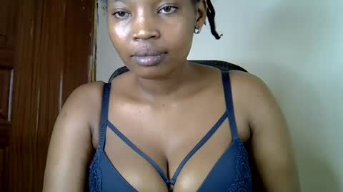 pookie245909 online show from 06/15/26, 04:36