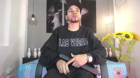 Snapshot of pool_vega chatting on 10/06/25, 12:13 pool  online show from 10/06/25, 12:13