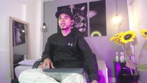 Snapshot of pool_vega chatting on 10/07/25, 11:51 pool  online show from 10/07/25, 11:51