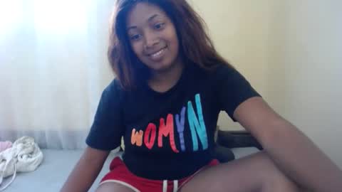 Snapshot of popetykely00 chatting on 01/10/25, 12:04 popetykely00 online show from 01/10/25, 12:04