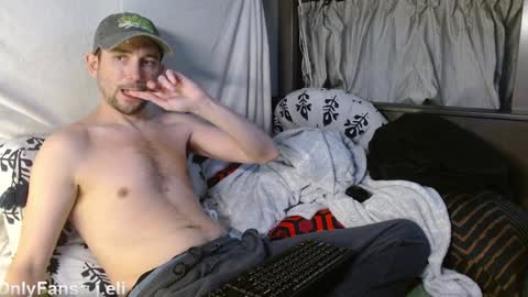 Snapshot of poppunk4life chatting on 01/05/25, 10:19 Kyle online show from 01/05/25, 10:19
