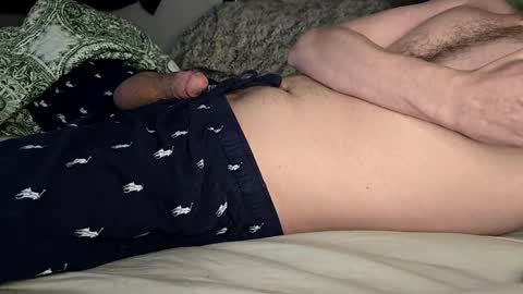 Snapshot of poppunk4life chatting on 11/08/25, 04:45 Kyle online show from 11/08/25, 04:45