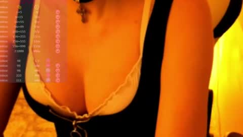 Snapshot of poppybloopy chatting on 07/04/26, 08:48 April online show from 07/04/26, 08:48