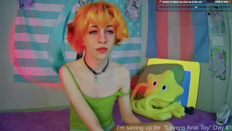 Snapshot of poppyfluffy chatting on 04/20/26, 02:14 poppyfluffy online show from 04/20/26, 02:14