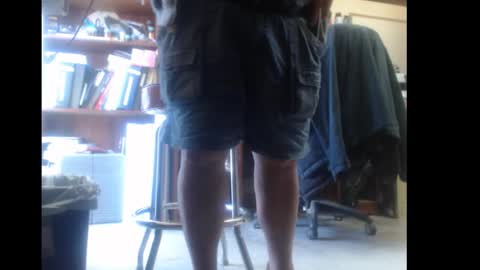 Snapshot of popstarbiker chatting on 11/18/25, 03:38 Pop online show from 11/18/25, 03:38