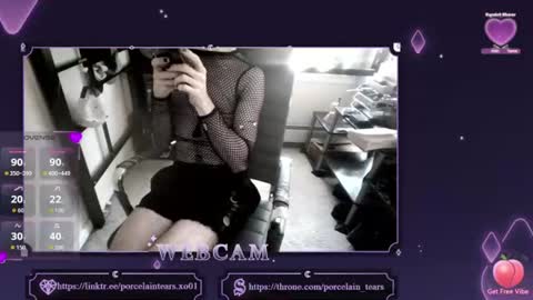 porcelain_tears01 online show from 06/17/26, 04:08