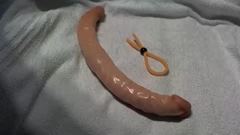 Snapshot of pornaddicted32 chatting on 12/25/24, 01:53 Nick online show from 12/25/24, 01:53